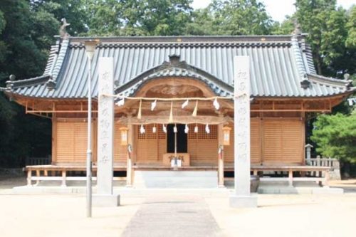 石田神社